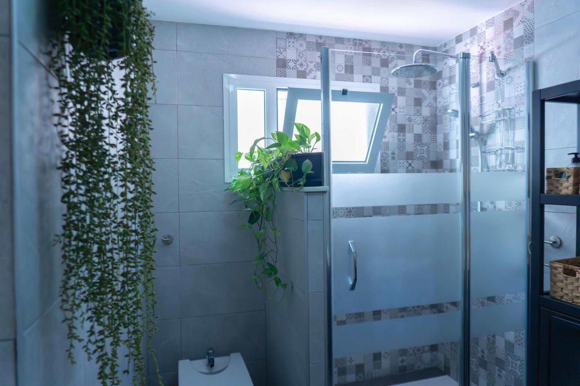 Вилла Beautiful Malaga House - Holidays Экстерьер фото